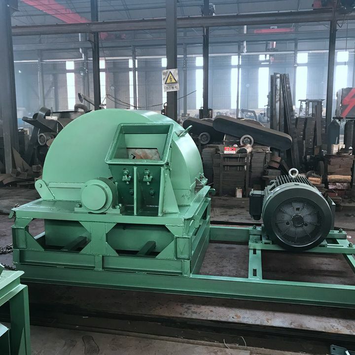 large type wood crushing machine in Shuliy factory