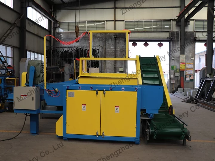 Horizontal wood shaver machine in stock