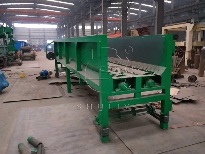 veneer log peeling machine