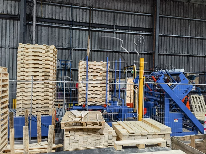 wood pallet processing machine