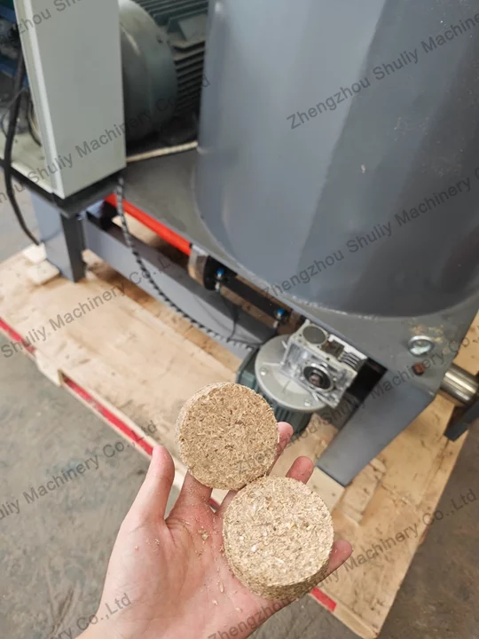 Wood Briquette